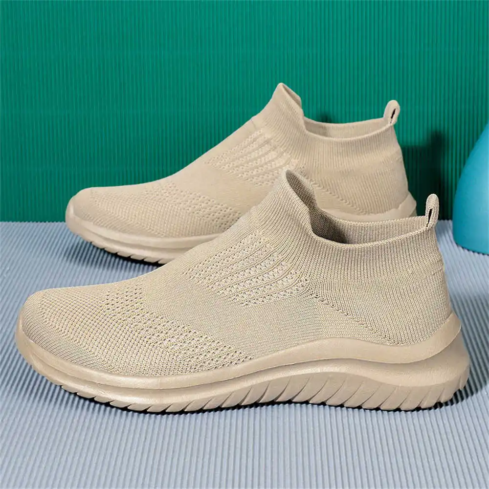 Beige Soft ใหม่รองเท้าเทนนิส M - Streetwear Brand From Uk บทวิจารณ์และราคา